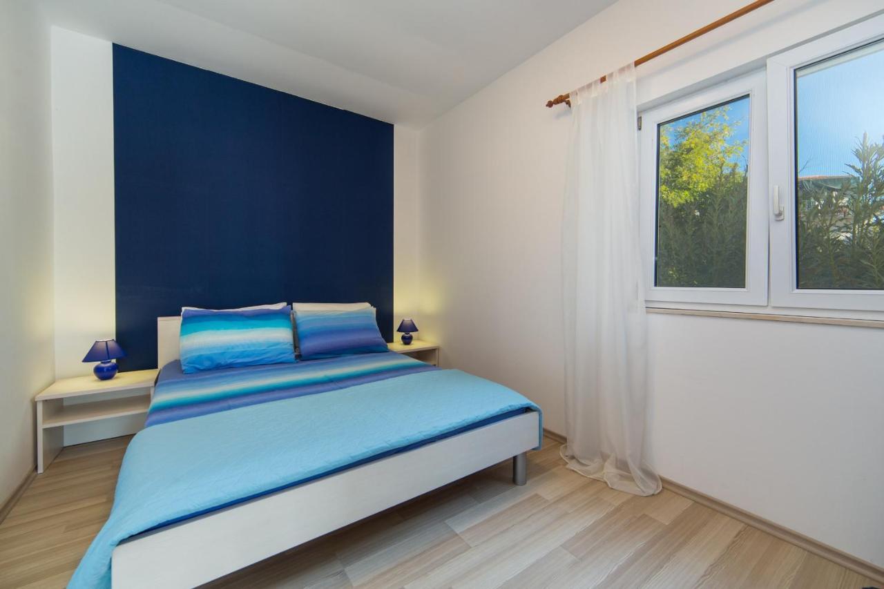 Apartments Color Брист Экстерьер фото