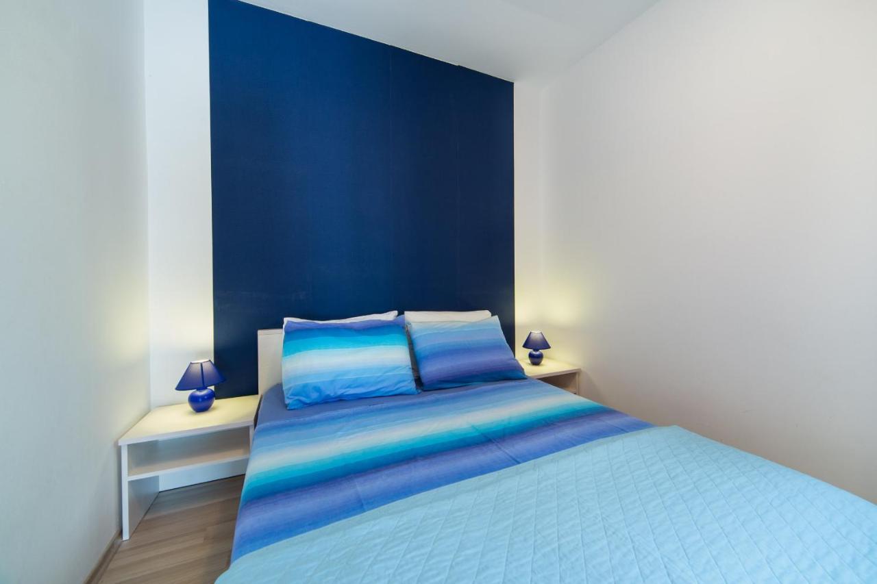 Apartments Color Брист Экстерьер фото